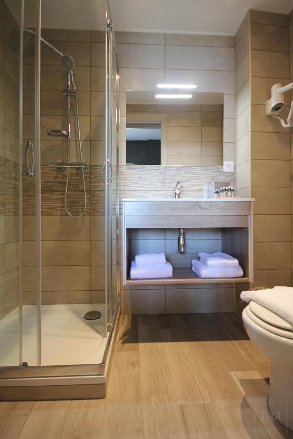 Hotel Calavita Rooftop & Spa San-Martino-di-Lota Kültér fotó